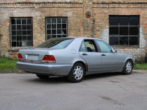 Mercedes S350 (W140)