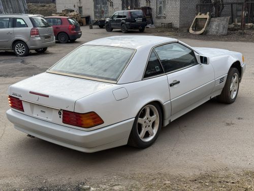 Mercedes 300SL-24 (R129)