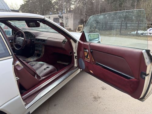 Mercedes 300SL-24 (R129)