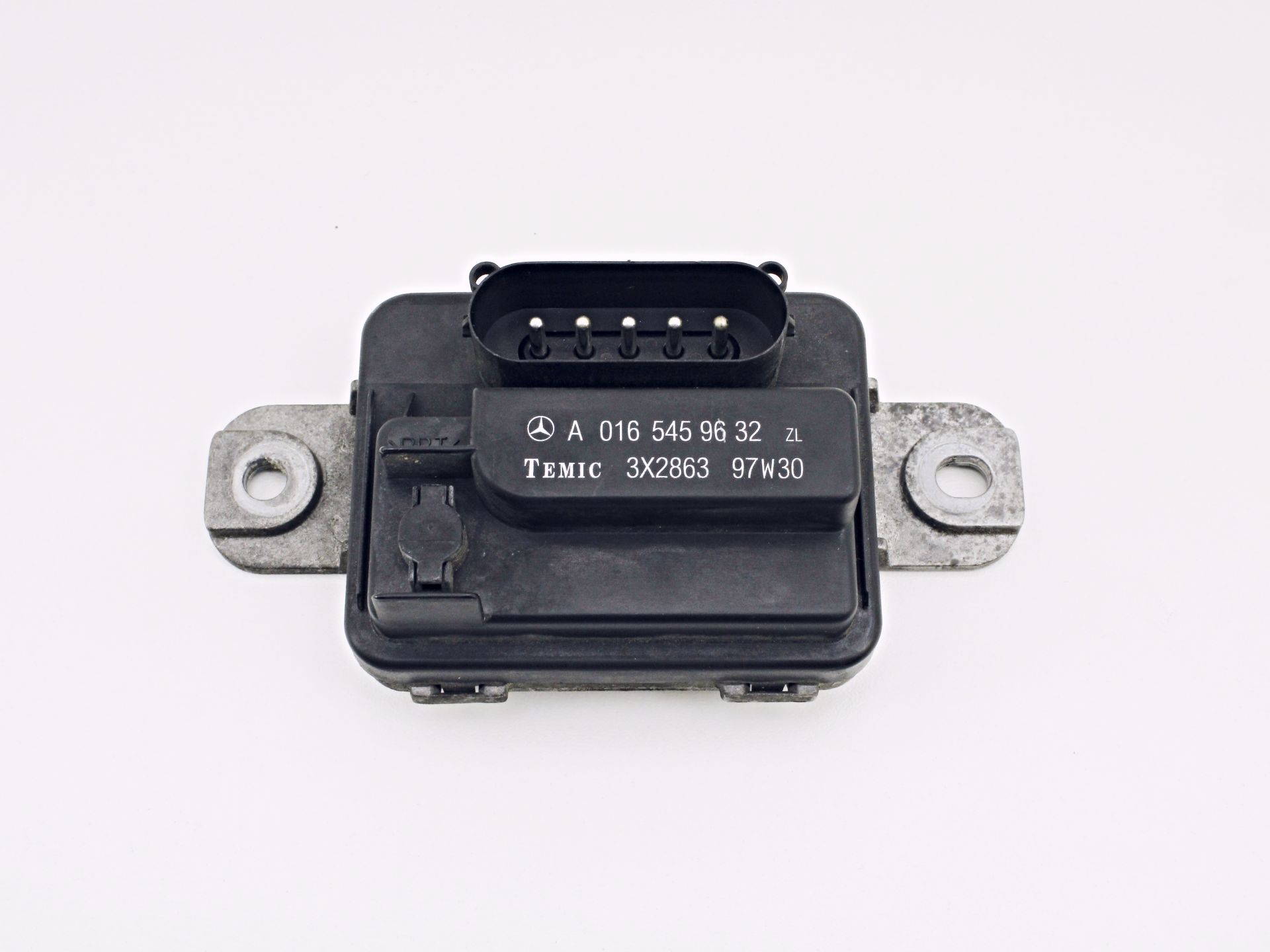 0165459632 Auxiliary fan control relay unin 1310