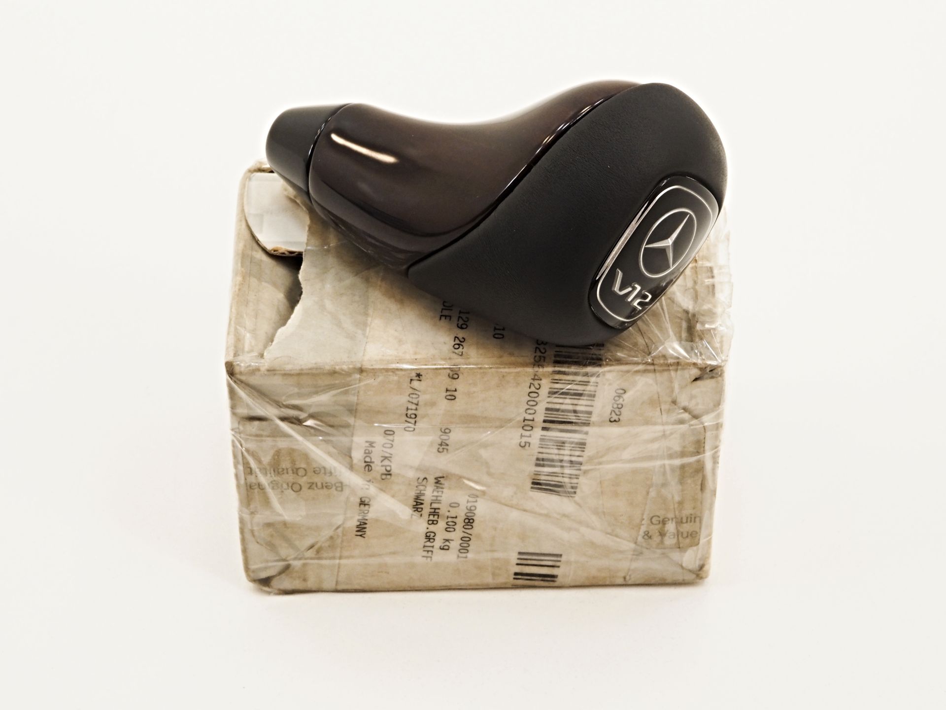 1292670910 - Shift knob | 3600