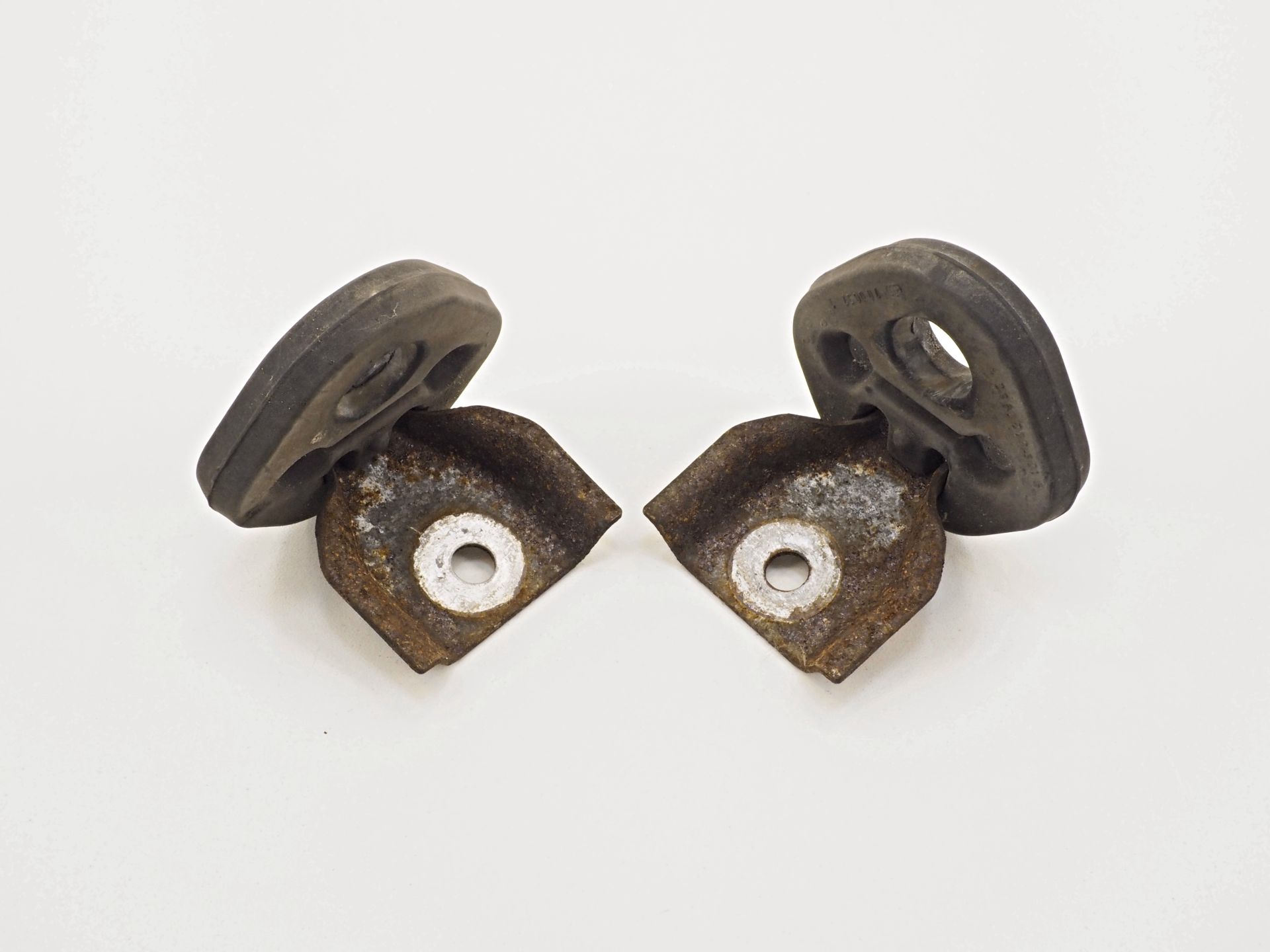 1294920082 - Exhaust suspension ring | 3277