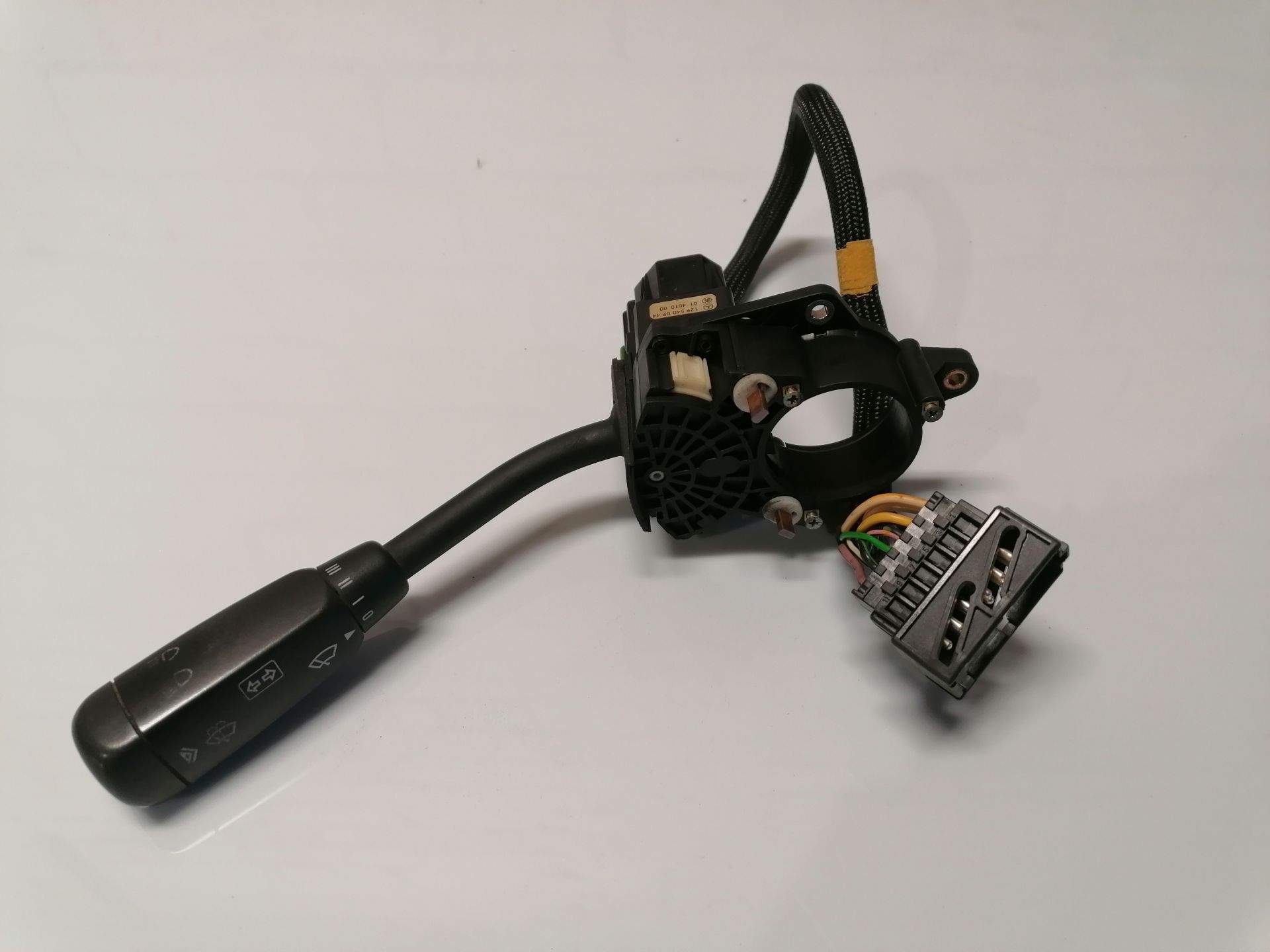 1295400944 Steering Column Turn Signal And Wiper Switch 67