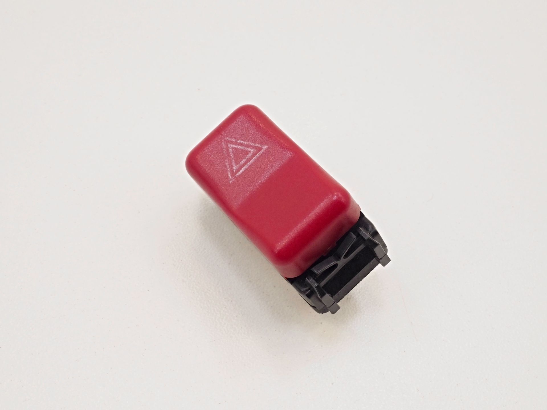 1408216451 - Hazard warning light switch | 3169