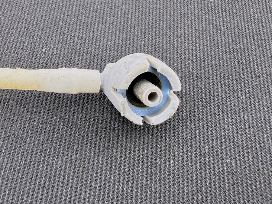 0001581435 | Mercedes SL500 | R129 Central locking vacuum pipe lines 0001581435 | Mercedes SL500 | R129 Central locking vacuum pipe lines