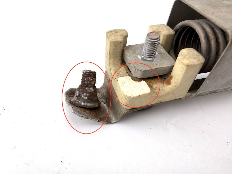 0001583245 | Mercedes 300SL-24 | R129 Cooling fan resistor relay