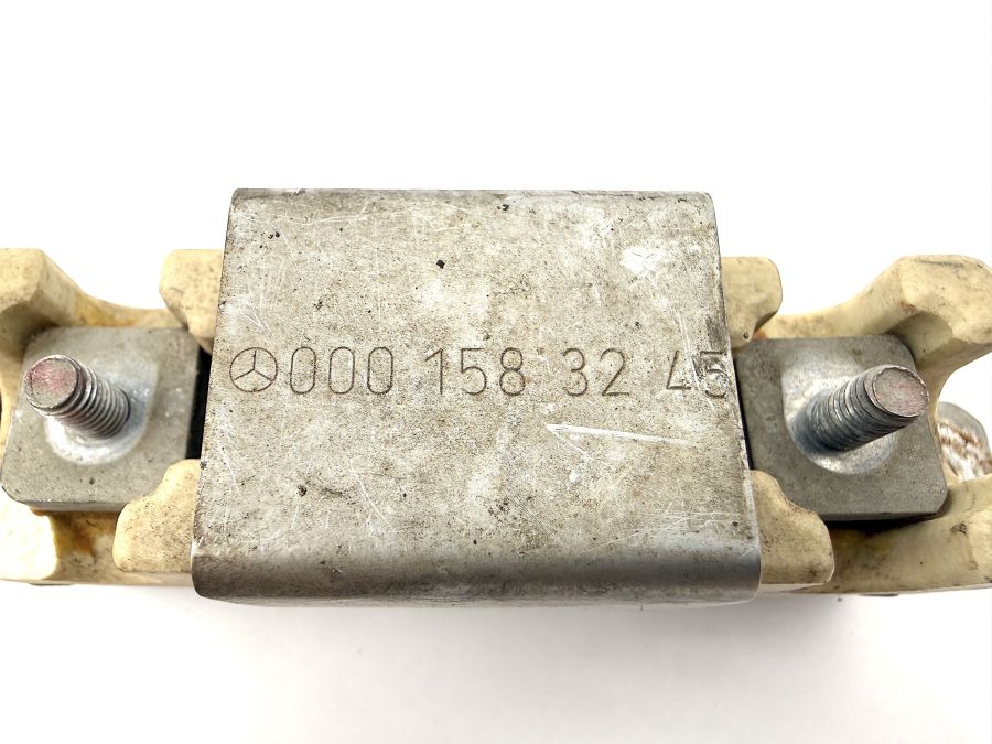 0001583245 | Mercedes 300SL-24 | R129 Cooling fan resistor relay