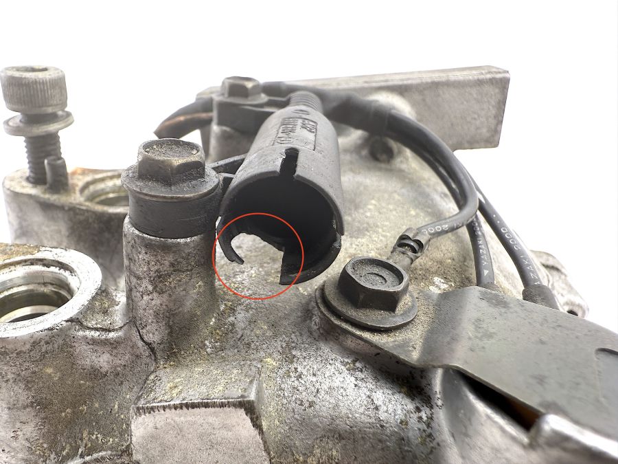 0002304411 | Mercedes SL500 | R129 Air conditioning compressor 0002304411 | Mercedes SL500 | R129 Air conditioning compressor