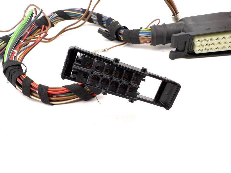 0005454581 0175452528 1298203926 | Mercedes SL500 | R129 Roof control module wiring connectors 0005454581 0175452528 1298203926 | Mercedes SL500 | R129 Roof control module wiring connectors