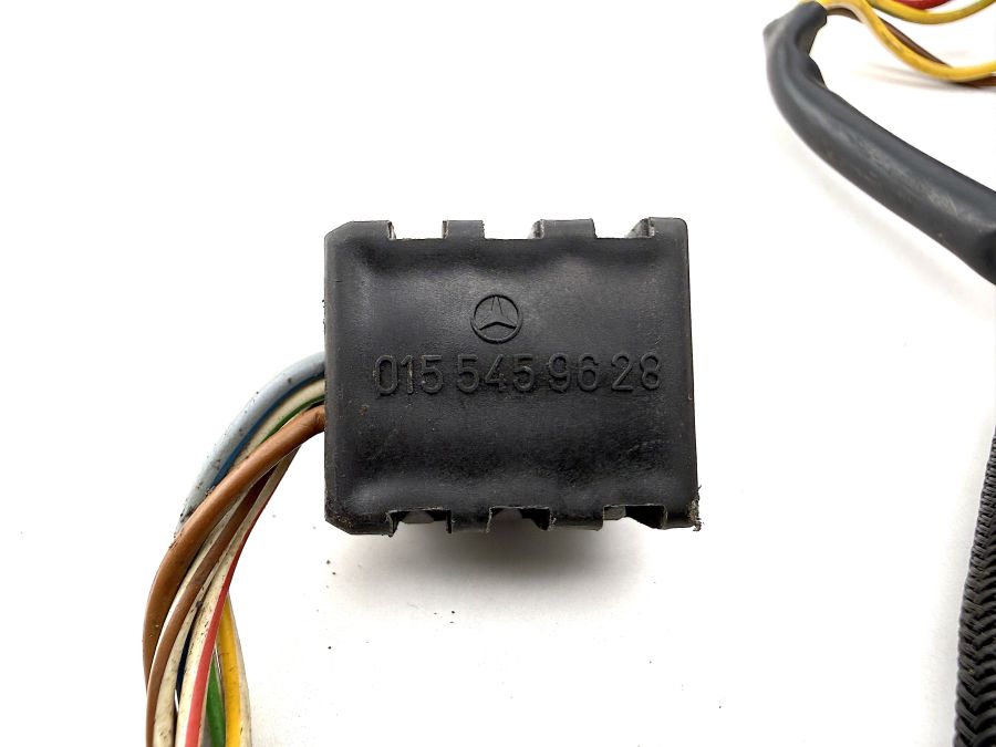 0005456083 0125458828 0005452930 | Mercedes 300SL-24 | R129 Left door wiring connectors