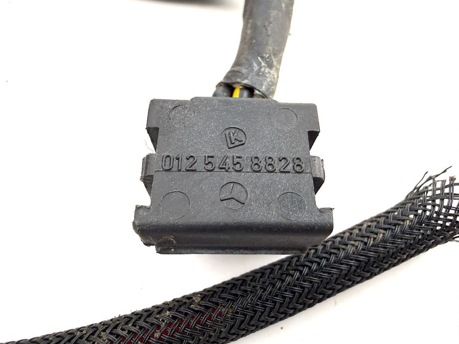 0005456083 0125458828 0005452930 | Mercedes 300SL-24 | R129 Left door wiring connectors