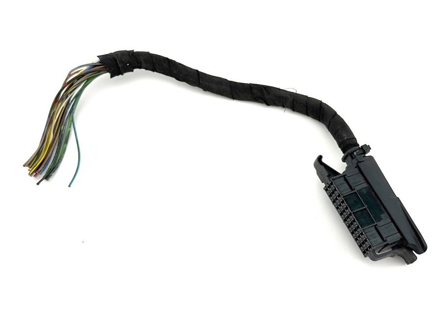 0005456283 | Mercedes SL500 | R129 Alarm module wiring connector