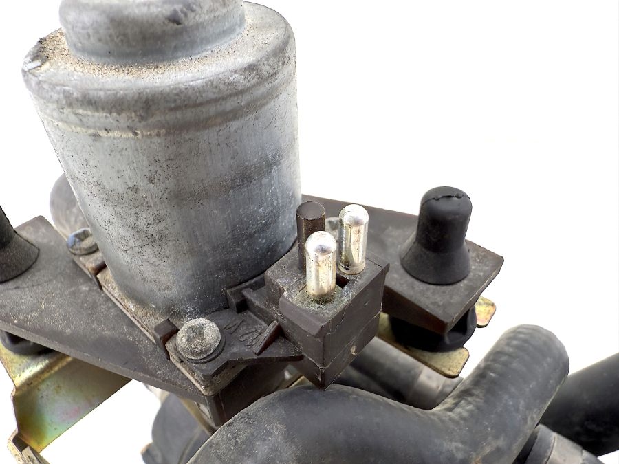 0008307284 1298322994 0018351064 | Mercedes SL500 | R129 Heater control valves