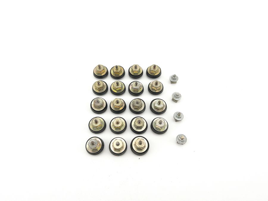 0009909451 1299900233 1297500081 | Mercedes SL500 | R129 Screws for moulding or folding top case