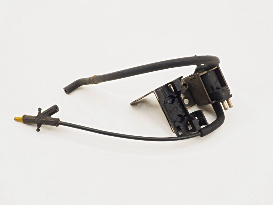 0015408697 | Mercedes S350 | W140 Pressure converter diverter valve 0015408697 | Mercedes S350 | W140 Pressure converter diverter valve