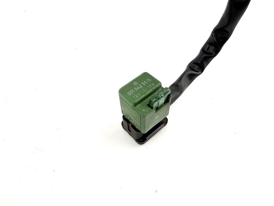 0015429619 0065458028 | Mercedes SL500 | R129 Fuel pump relay