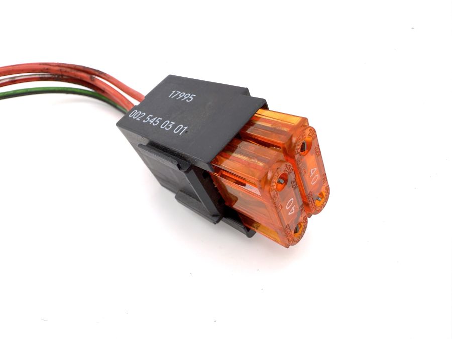 0015459401 0025450901 0025451001 | Mercedes SL500 | R129 Front fuse box wiring connectors