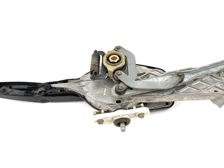 0018201207 2108240049 1298201344 | Mercedes SL500 | R129 Windscreen wiper mechanism 0018201207 2108240049 1298201344 | Mercedes SL500 | R129 Windscreen wiper mechanism
