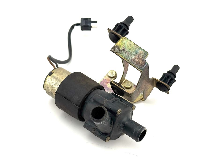 0018351064 | Mercedes SL500 | R129 Heater control valves water pump