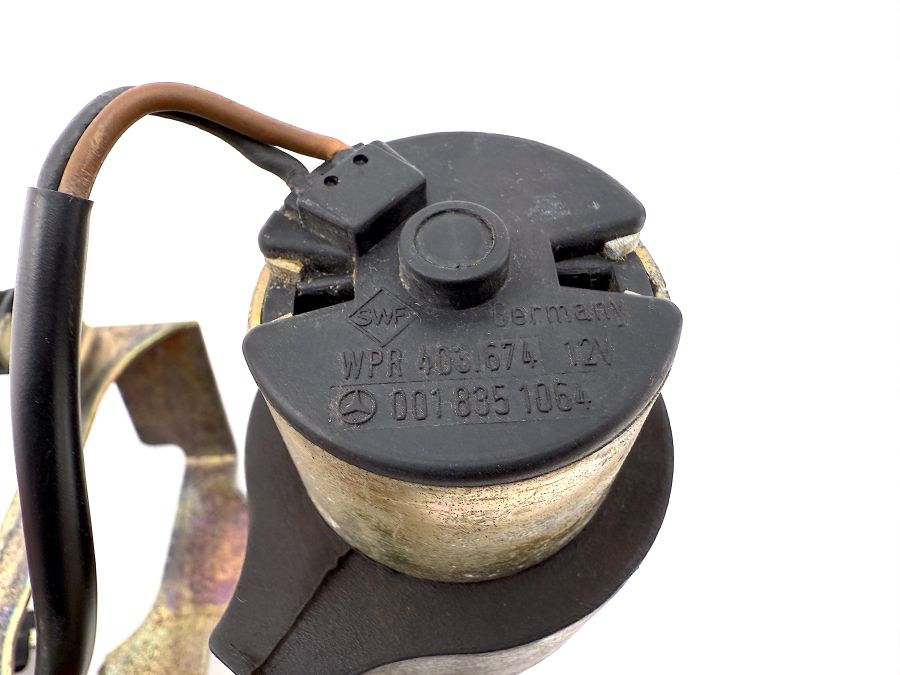0018351064 | Mercedes SL500 | R129 Heater control valves water pump 0018351064 | Mercedes SL500 | R129 Heater control valves water pump