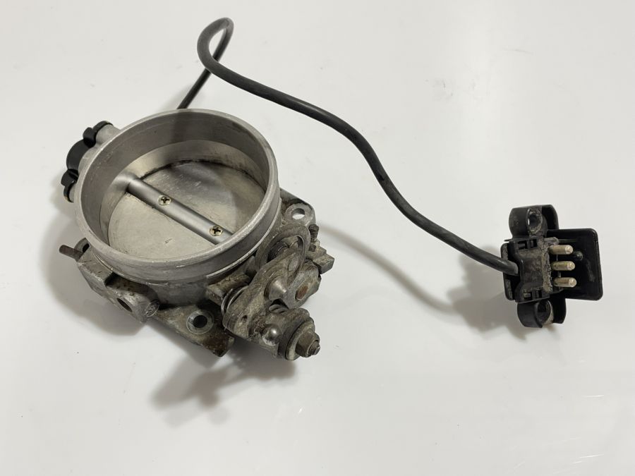 0021401953 1295400145 | Mercedes 500SL | R129 Intake throttle body