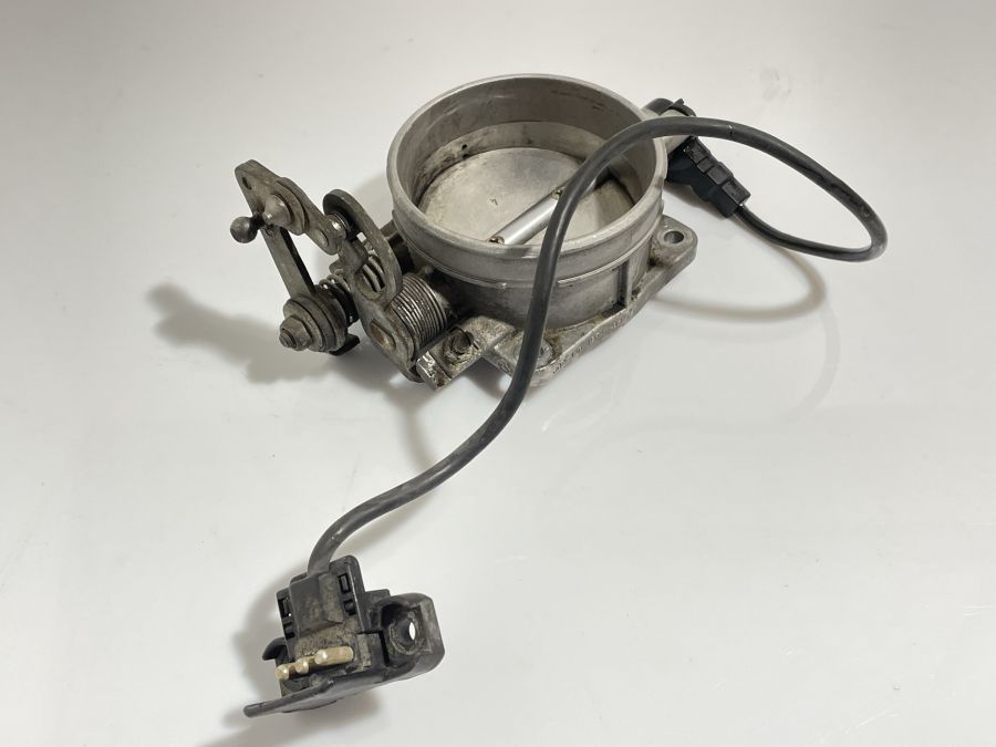 0021401953 1295400145 | Mercedes 500SL | R129 Intake throttle body