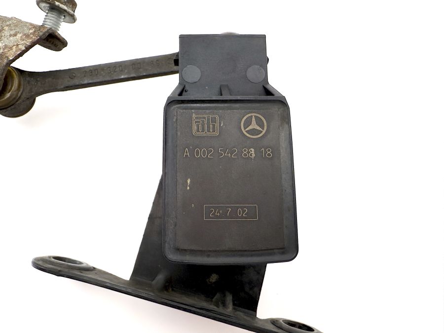 0025428818 2303200089 | Mercedes SL500 | R230 Front suspension left height level sensor