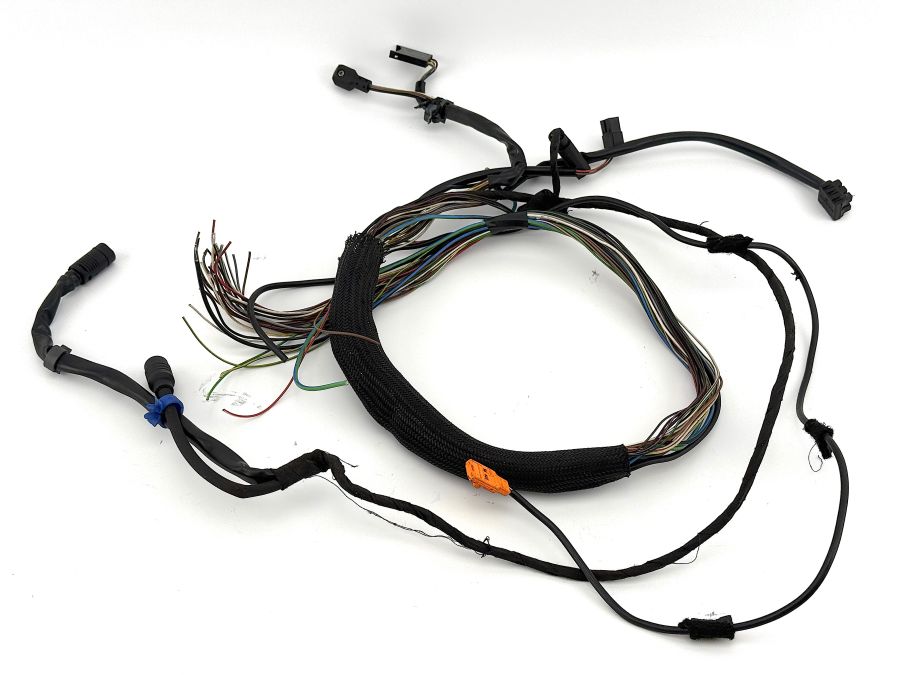 0025458226 0005452930 0155459628 | Mercedes SL500 | R129 Door wiring connectors 0025458226 0005452930 0155459628 | Mercedes SL500 | R129 Door wiring connectors