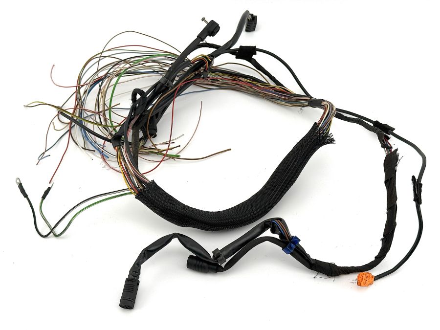 0025458226 0005452930 0155459628 | Mercedes SL500 | R129 Door wiring connectors 0025458226 0005452930 0155459628 | Mercedes SL500 | R129 Door wiring connectors