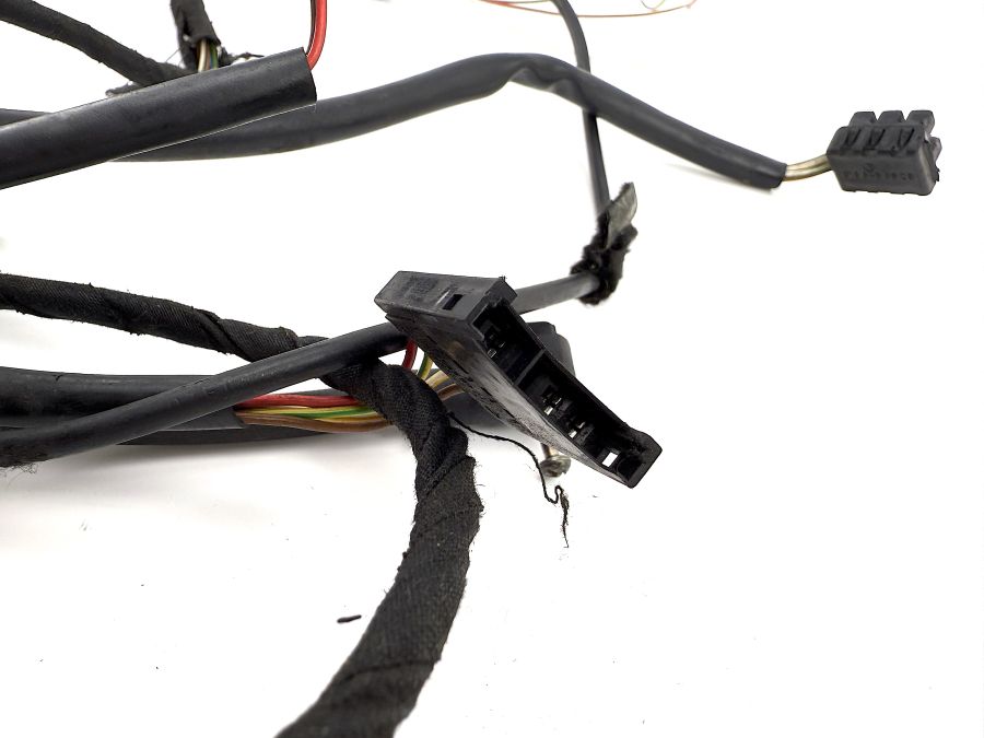 0025458226 0005452930 0155459628 | Mercedes SL500 | R129 Door wiring connectors 0025458226 0005452930 0155459628 | Mercedes SL500 | R129 Door wiring connectors