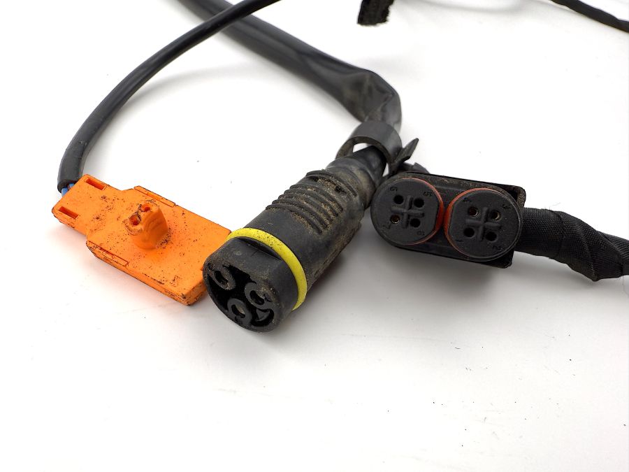 0025458226 0005456083 0225454228 | Mercedes SL500 | R129 Left door wiring connectors 0025458226 0005456083 0225454228 | Mercedes SL500 | R129 Left door wiring connectors