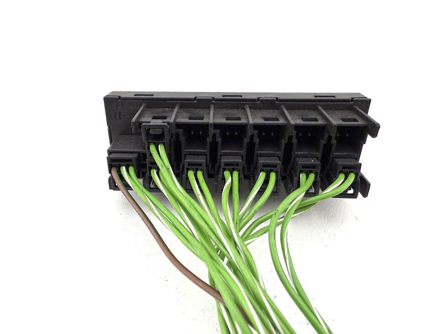 0025467940 0035464240 | Mercedes SL500 | R230 Receptacle CAN bus wiring plug 0025467940 0035464240 | Mercedes SL500 | R230 Receptacle CAN bus wiring plug