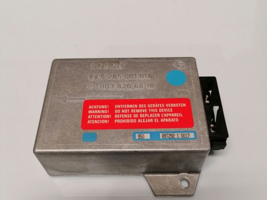 0038206810 | Mercedes 500SL | R129 Convertible Roll Bar Control Module 0038206810 | Mercedes 500SL | R129 Convertible Roll Bar Control Module