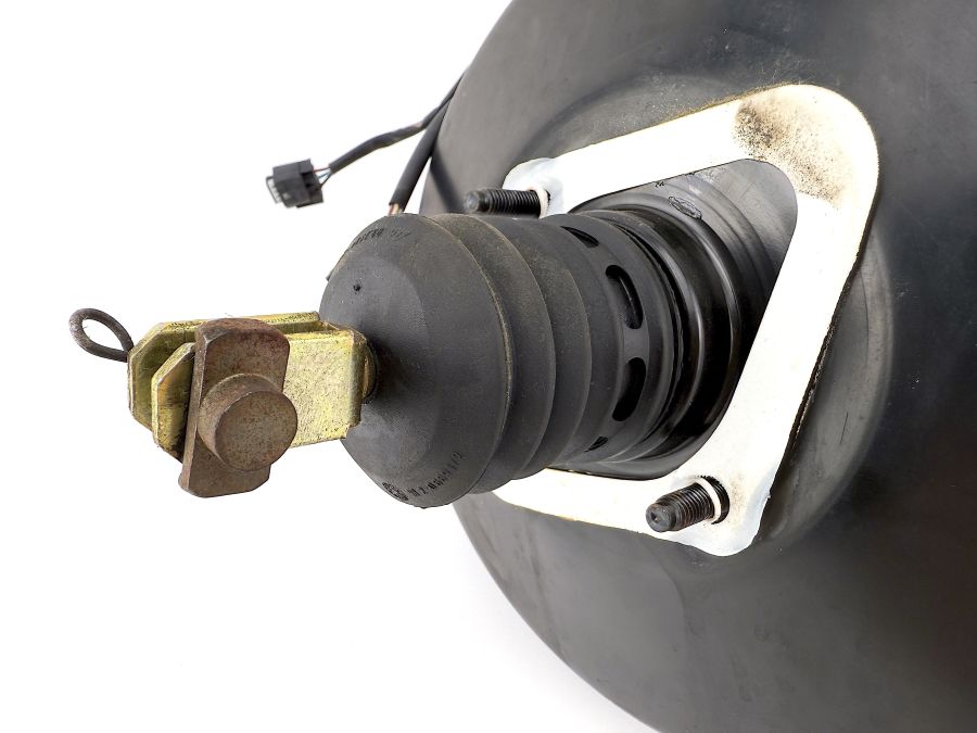 0044304930 0044307730 | Mercedes SL500 | R129 Brake booster