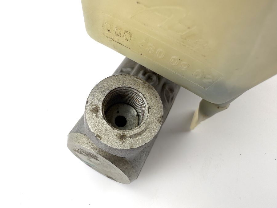 0054307801 0004300902 | Mercedes SL500 | R129 Brake liquide container with main cylinder 0054307801 0004300902 | Mercedes SL500 | R129 Brake liquide container with main cylinder
