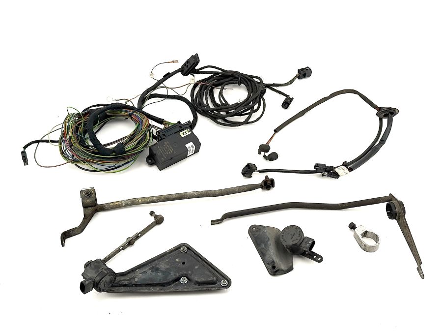 0105427517 1293200827 1408207426 | Mercedes SL500 | R129 Xenon headlight automatic correction set