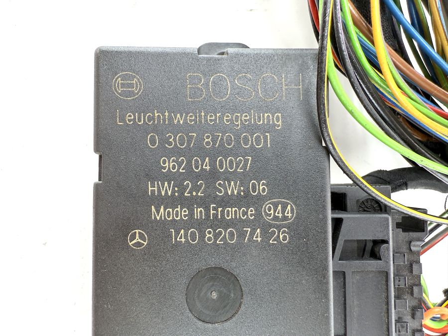 0105427517 1293200827 1408207426 | Mercedes SL500 | R129 Xenon headlight automatic correction set