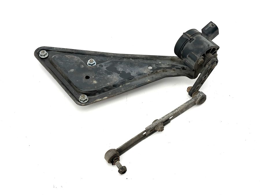 0105427517 1293200827 1408207426 | Mercedes SL500 | R129 Xenon headlight automatic correction set