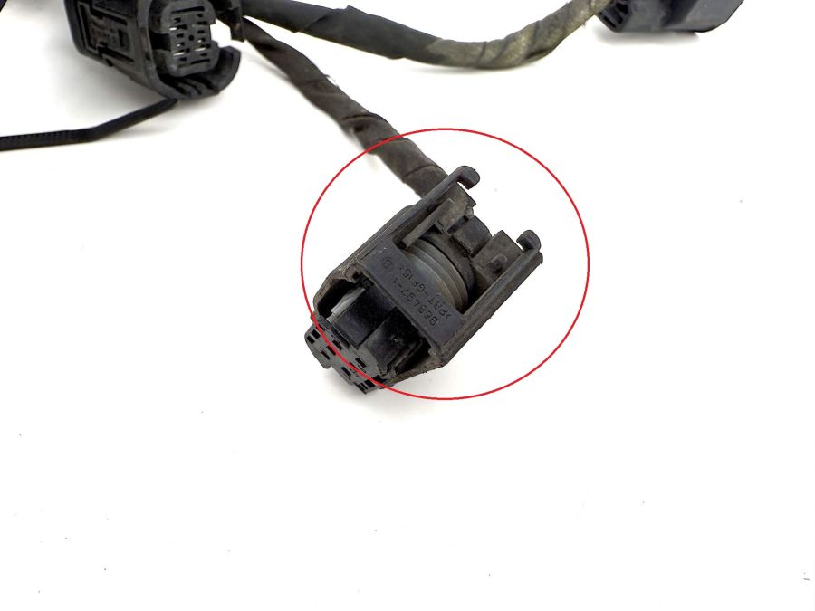 0105427517 1293200827 1408207426 | Mercedes SL500 | R129 Xenon headlight automatic correction set