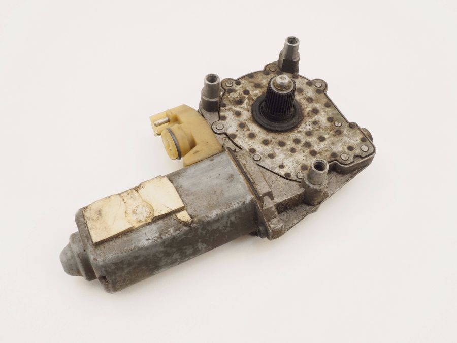 0130821502 | Mercedes S350 | W140 Rear left window electric motor
