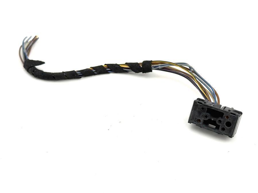 0135452328 1298206410 | Mercedes SL500 | R129 Roll bar control switch wiring connector 0135452328 1298206410 | Mercedes SL500 | R129 Roll bar control switch wiring connector