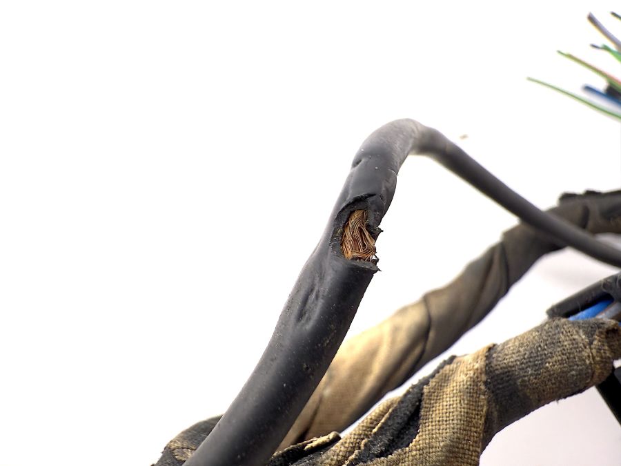 0185451628 0225454228 | Mercedes SL500 | R129 Interior mirror and dome light connector