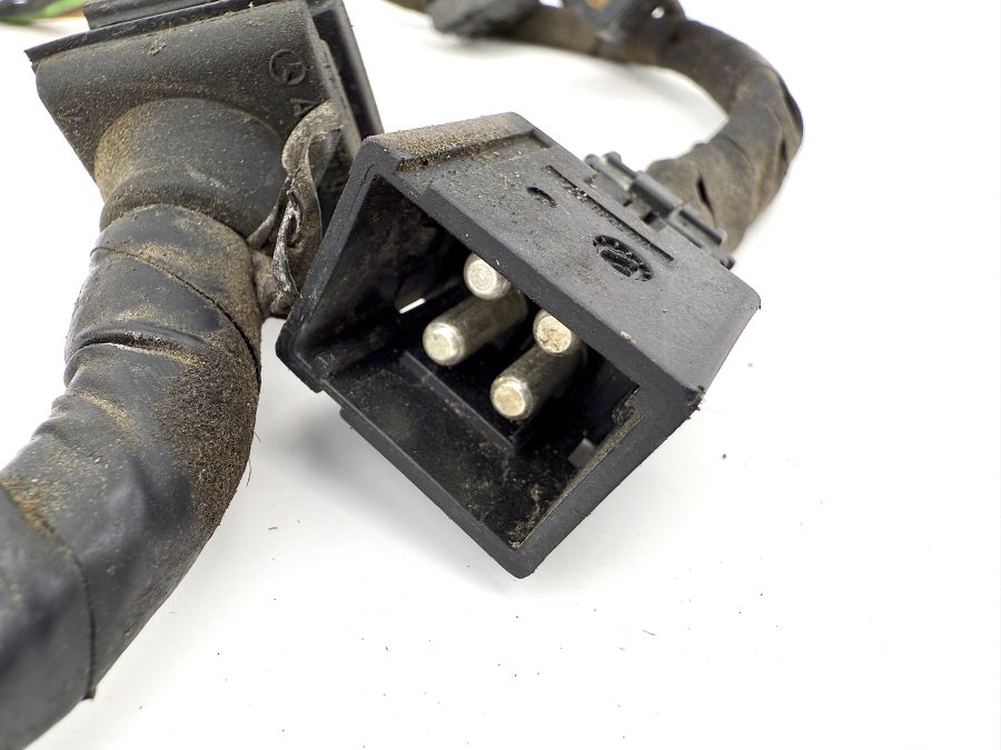 0225454528 0115457128 | Mercedes SL500 | R129 Windshield wiper motor wiring connector 0225454528 0115457128 | Mercedes SL500 | R129 Windshield wiper motor wiring connector