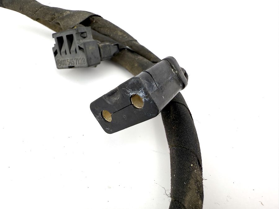 0225454528 0115457128 | Mercedes SL500 | R129 Windshield wiper motor wiring connector 0225454528 0115457128 | Mercedes SL500 | R129 Windshield wiper motor wiring connector