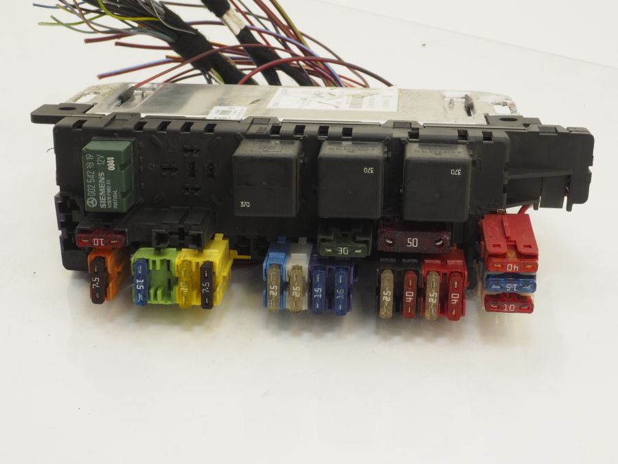 0285458132 0025452201 | Mercedes S500 | W220 Body fuse box control module