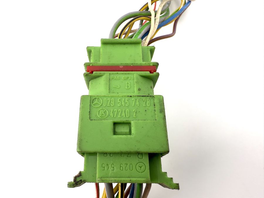 0295457228 0295457428 | Mercedes SL500 | R129 Wiring connector 0295457228 0295457428 | Mercedes SL500 | R129 Wiring connector