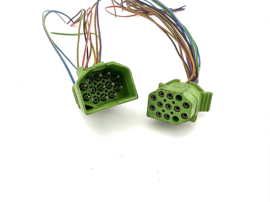 0295457228 0295457428 | Mercedes SL500 | R129 Wiring connector