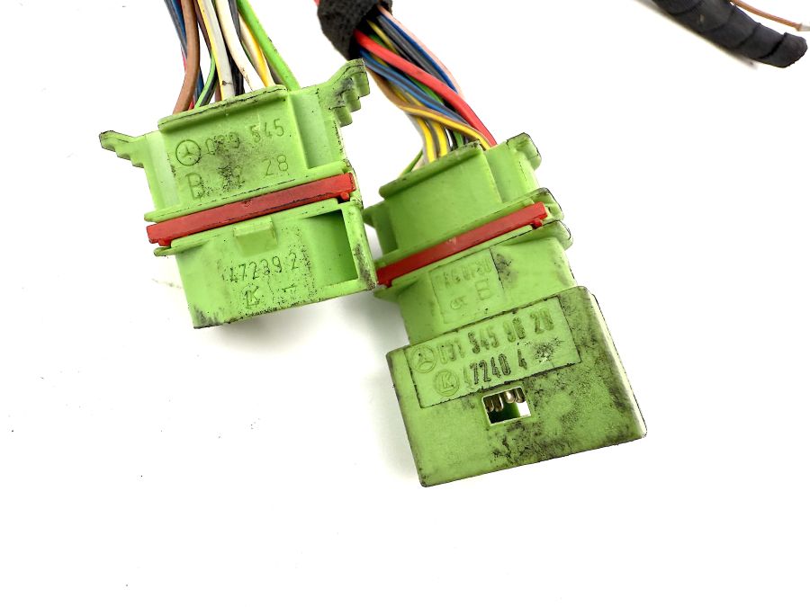 0295457228 0315459628 | Mercedes SL500 | R129 Wiring connector 0295457228 0315459628 | Mercedes SL500 | R129 Wiring connector