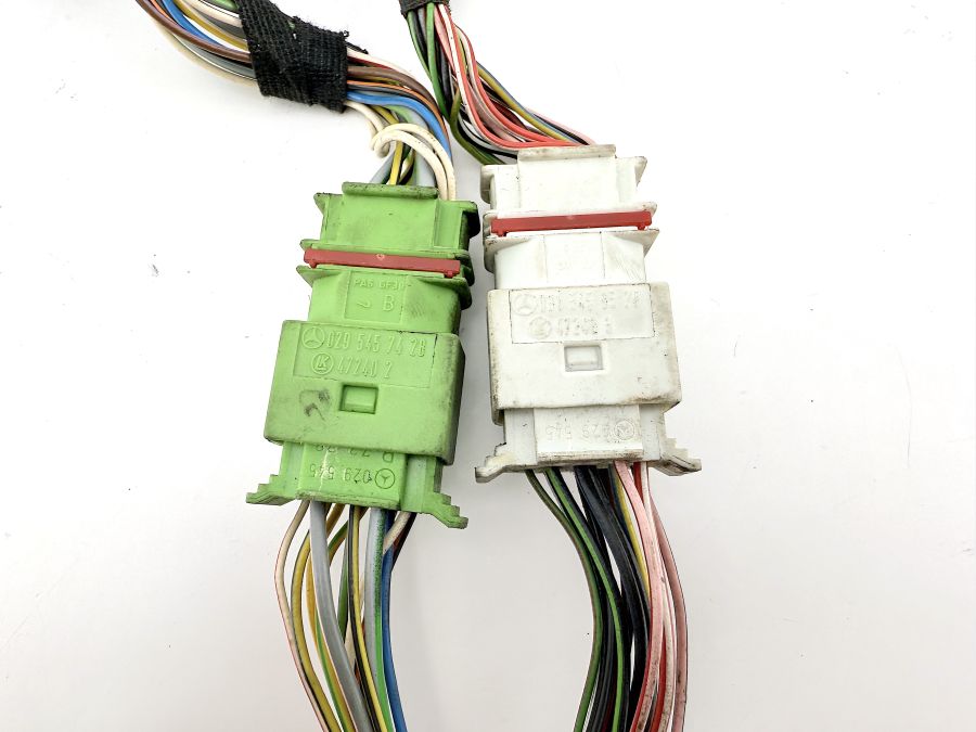 0315459520 0295457428 | Mercedes SL500 | R129 Wiring connector