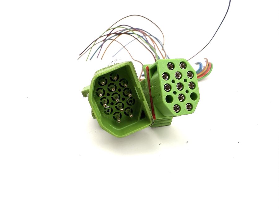 0335451128 0295457428 | Mercedes SL500 | R129 Wiring connector